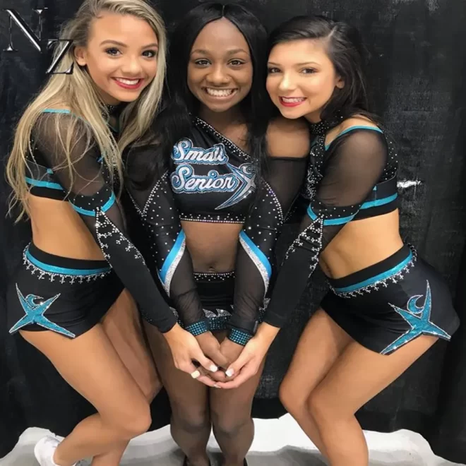 Wholesale Latest High School Long Sleeve Girl Cheerleader Skirt Costume Custom Rhinestone Cheerleading Uniforms - Image 3