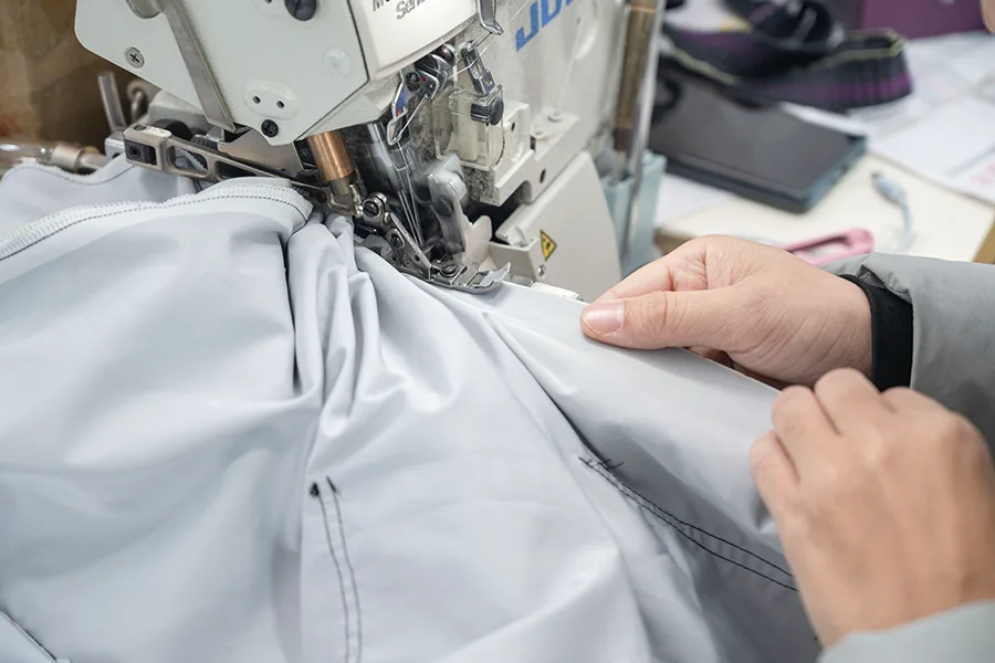 Your Premier Cheerleading Uniform Manufacturer1